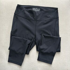 OUTDOOR VOICES: COMPRESSION LEGGINGS